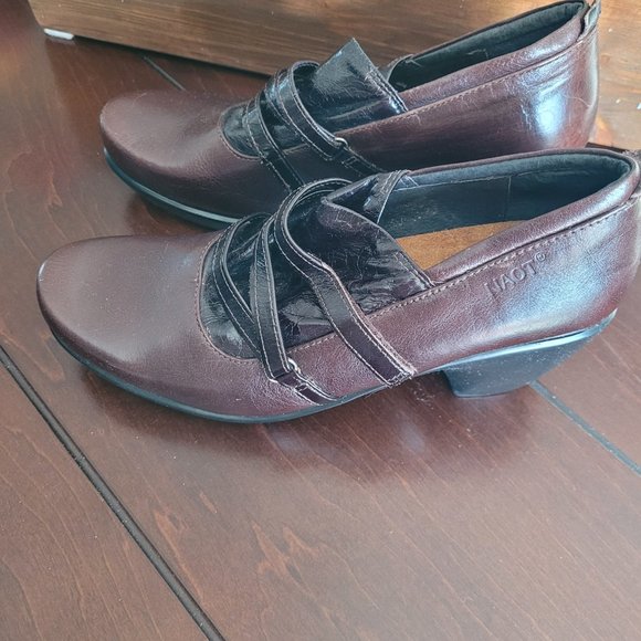 Naot leather women's ankle booties - Picture 3 of 5